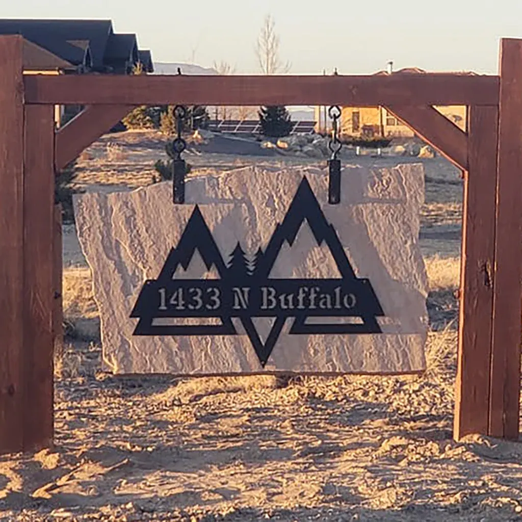 Mountains Split Monogram
